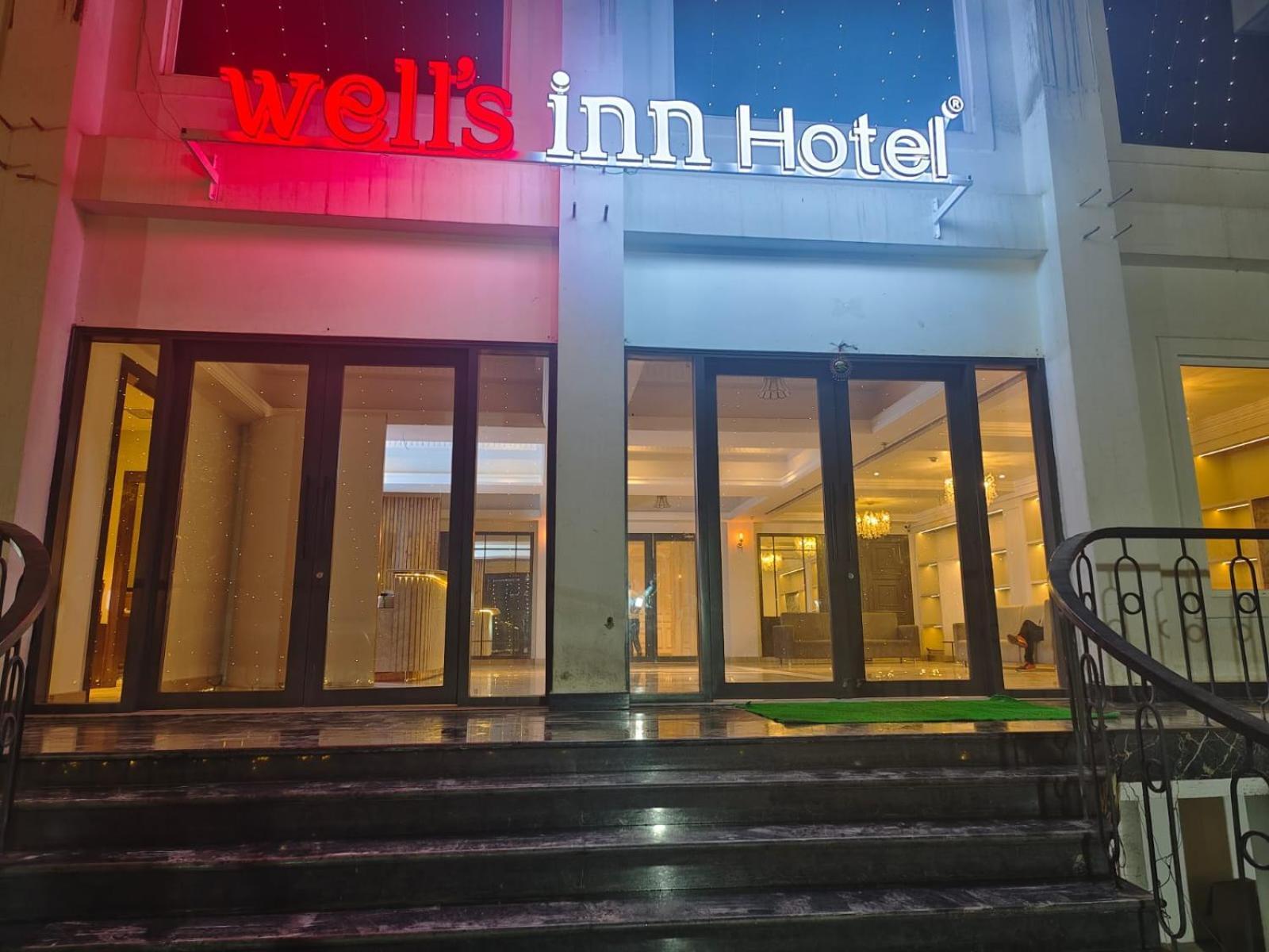 Wells Inn Hotel Varanasi Dış mekan fotoğraf